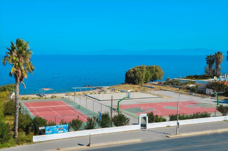 Niriides Beach Hotel Psalidi  Exterior foto